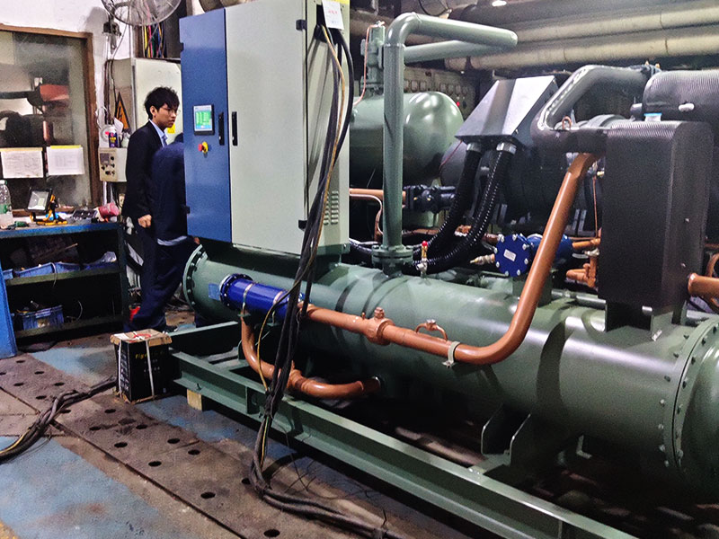水冷式工業(yè)冷水機(jī)組冬天怎么防凍？ 